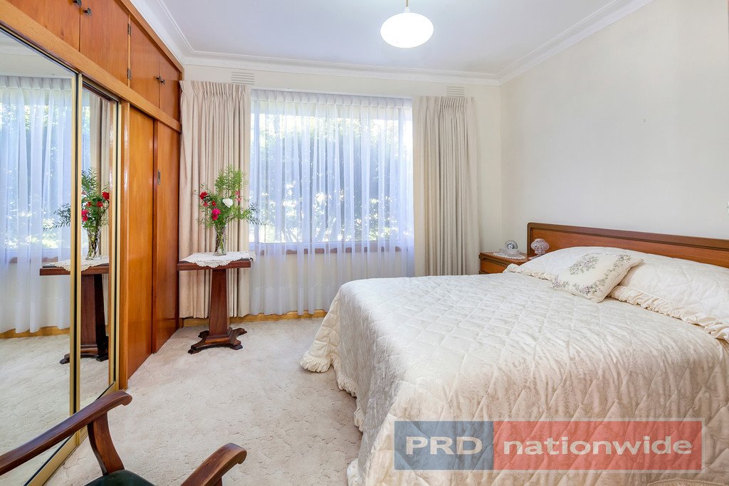 6 Romney Street WENDOUREE 5
