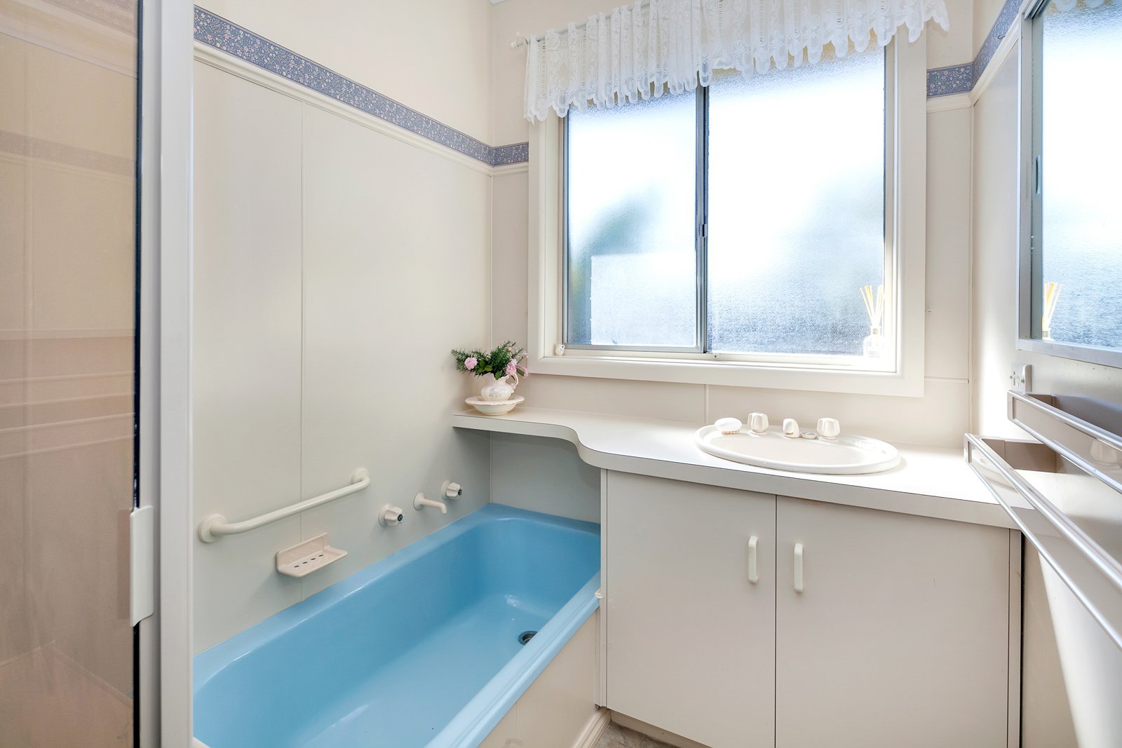 6 Romney Street WENDOUREE 8