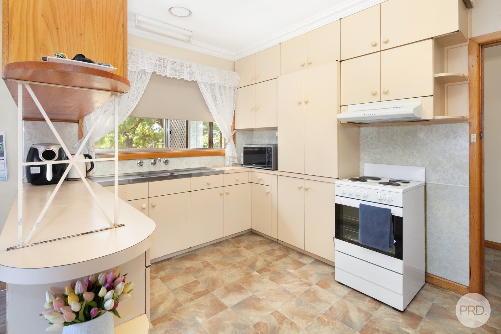 6 Romney Street WENDOUREE 2