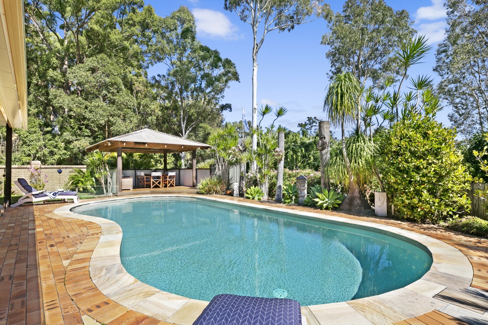 6 Rosebank Court TALLEBUDGERA 3