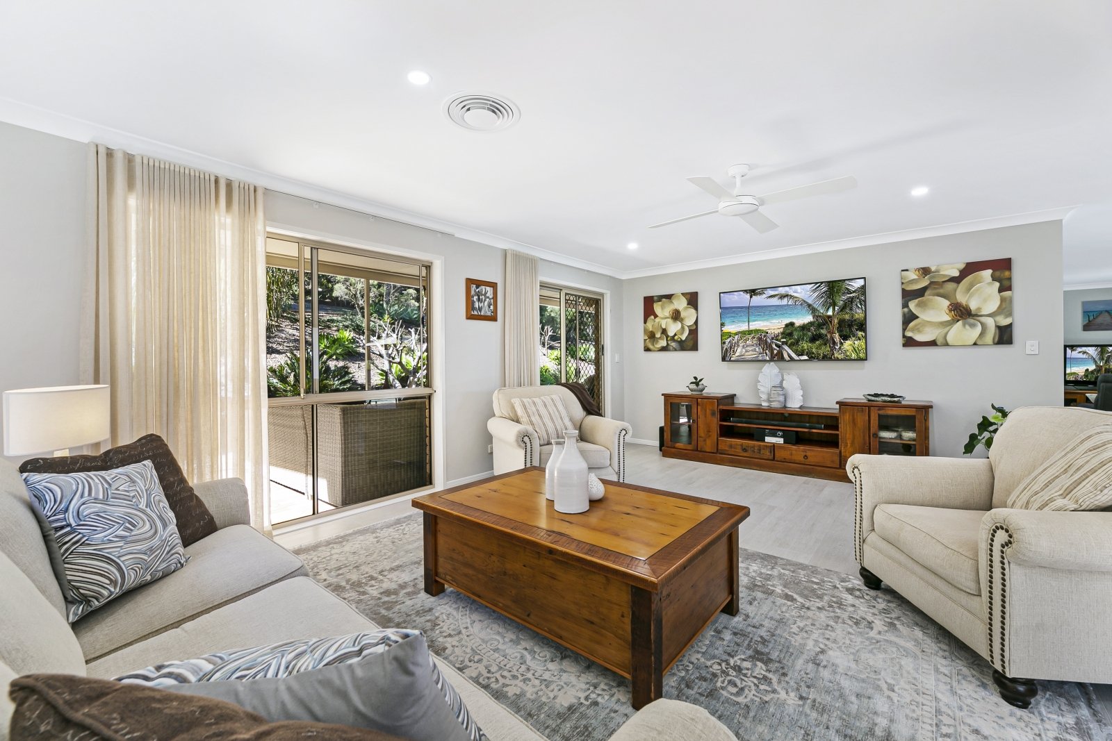 6 Rosebank Court TALLEBUDGERA 10