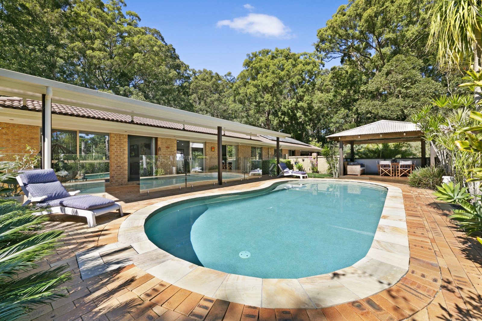 6 Rosebank Court TALLEBUDGERA 11