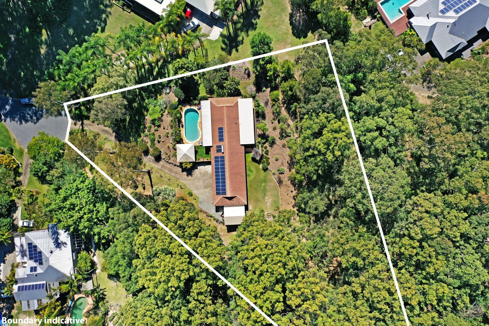 6 Rosebank Court TALLEBUDGERA 24