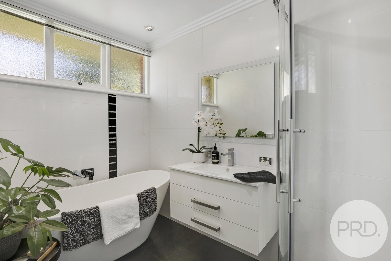 6 Roseneath Place AUSTINS FERRY 14