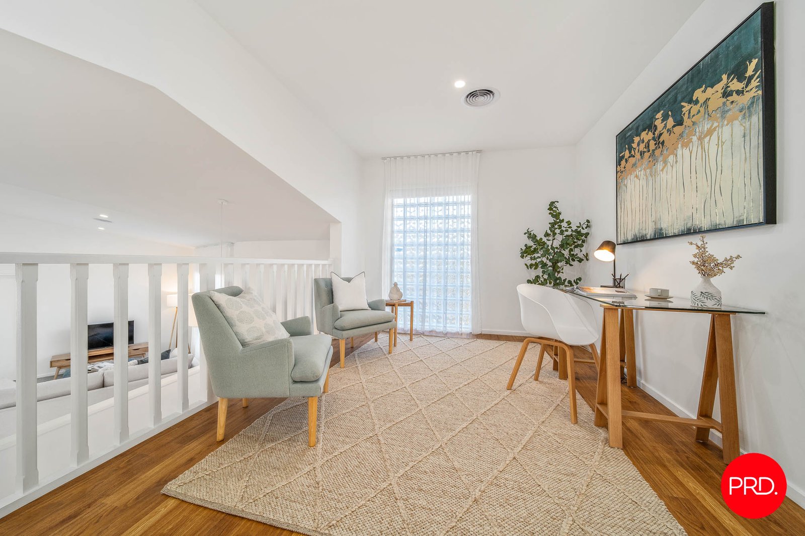 6 Roslyn Court KENNINGTON 19