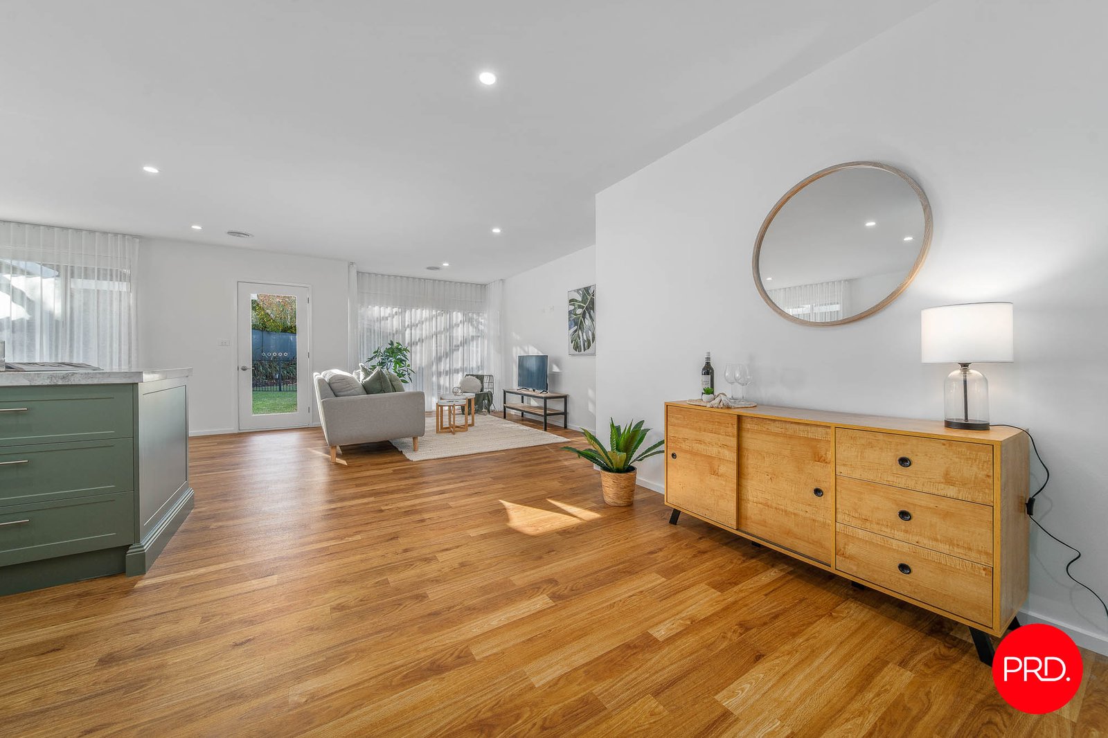 6 Roslyn Court KENNINGTON 29