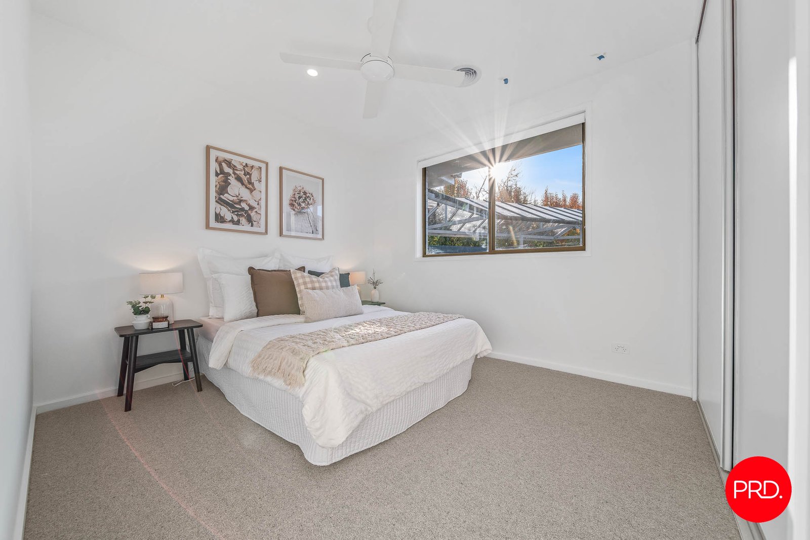 6 Roslyn Court KENNINGTON 34