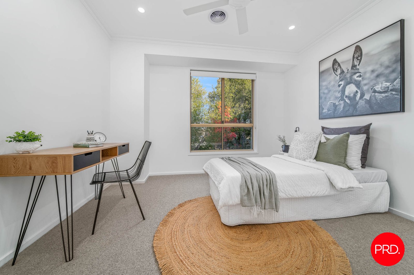 6 Roslyn Court KENNINGTON 35