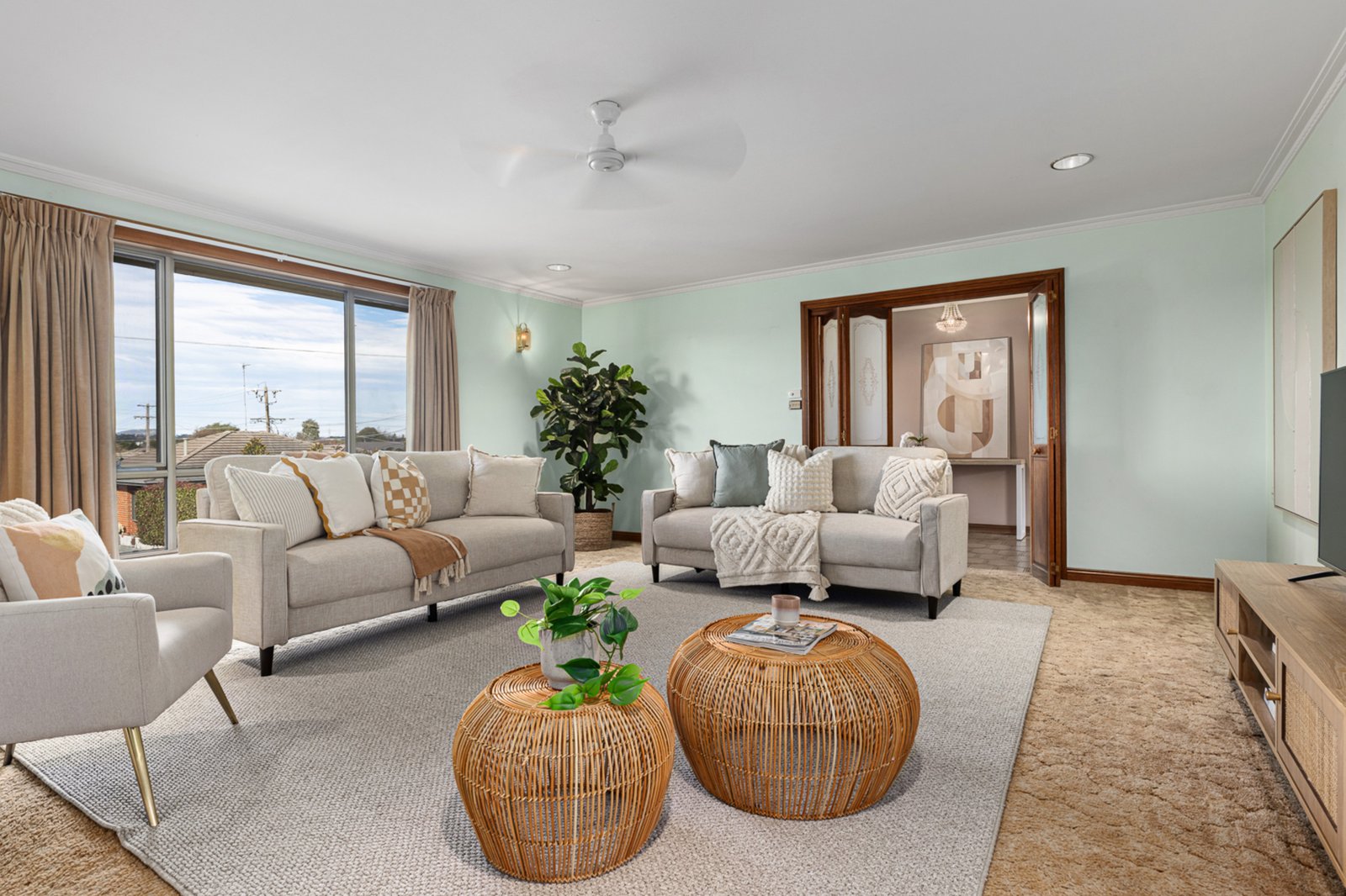 Gallery: 6 Rotherwood Street