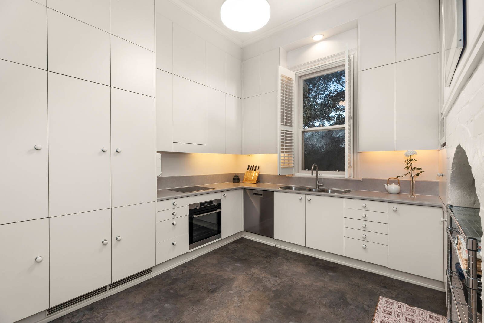 Real Estate and Property in 6 Royal Crescent, Camberwell, VIC