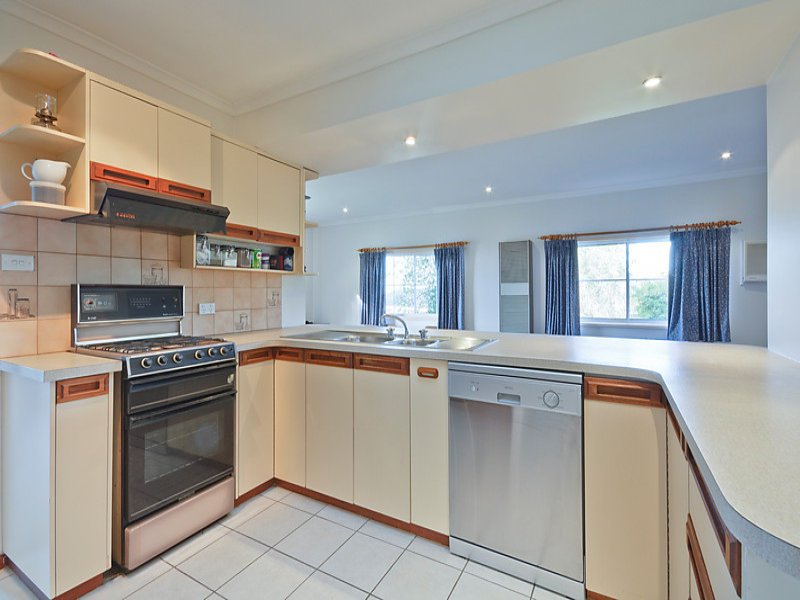 Gallery: 6 Rushden Close