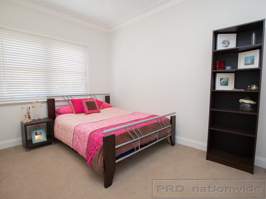 6 Russell Street TELARAH 8
