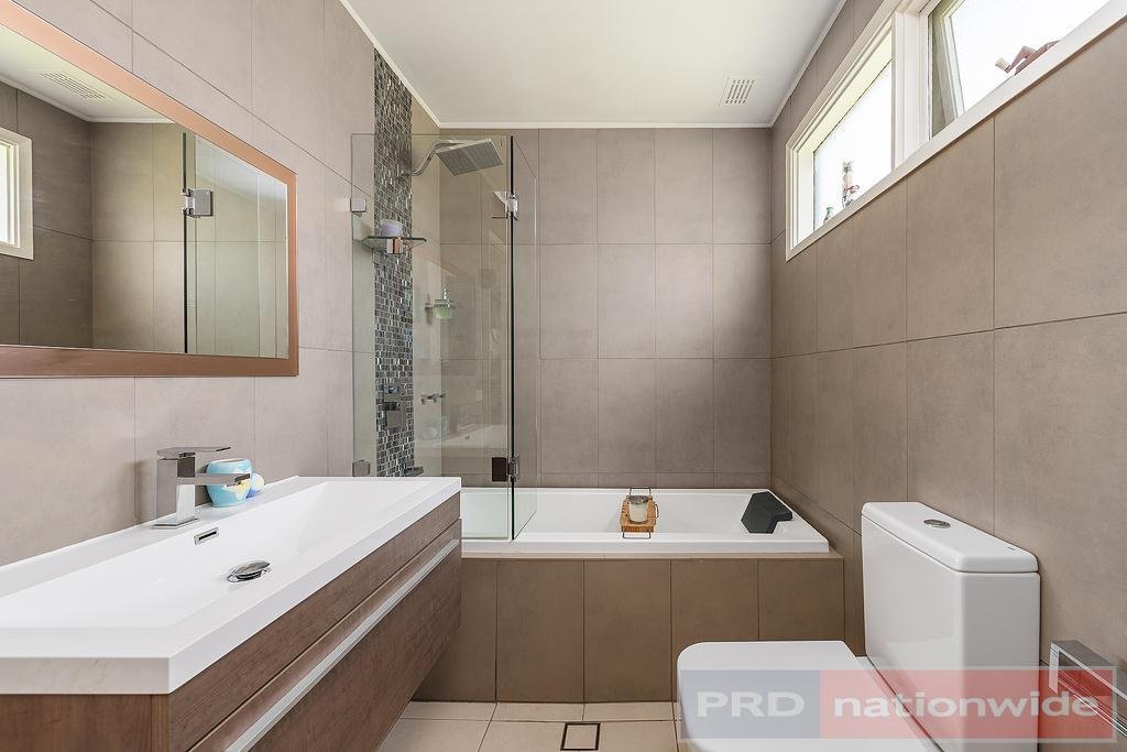 6 Ruthven Avenue MILPERRA 5