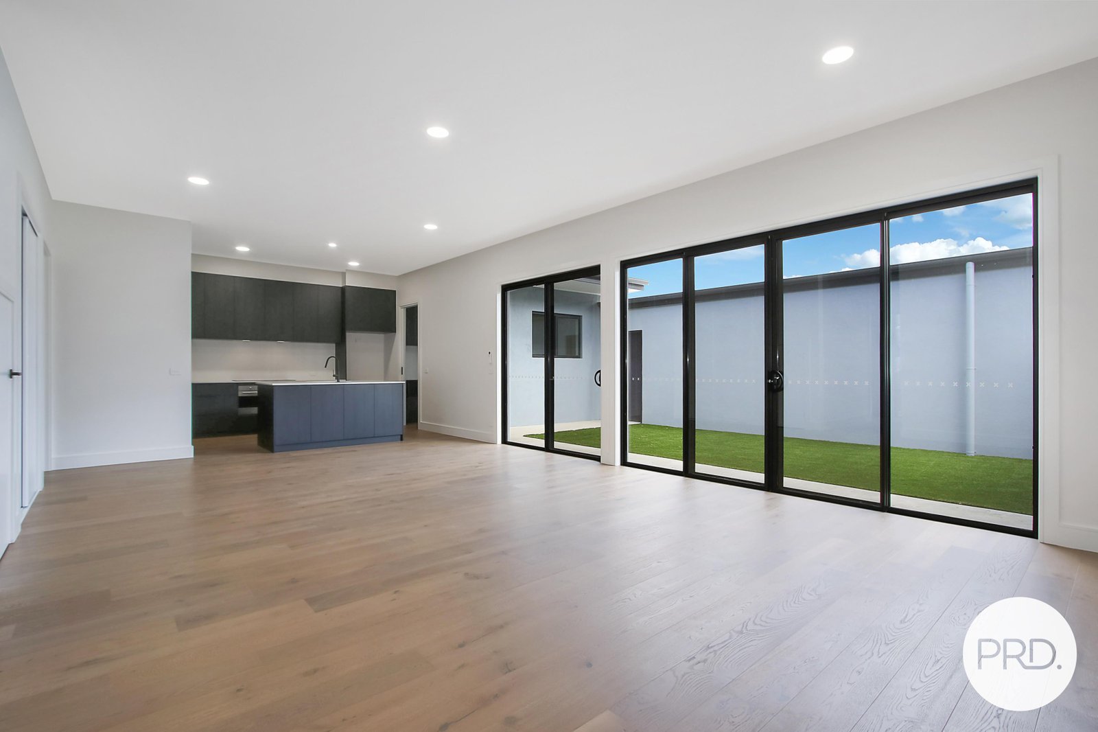 6 Sadie Lane SOUTH ALBURY 2