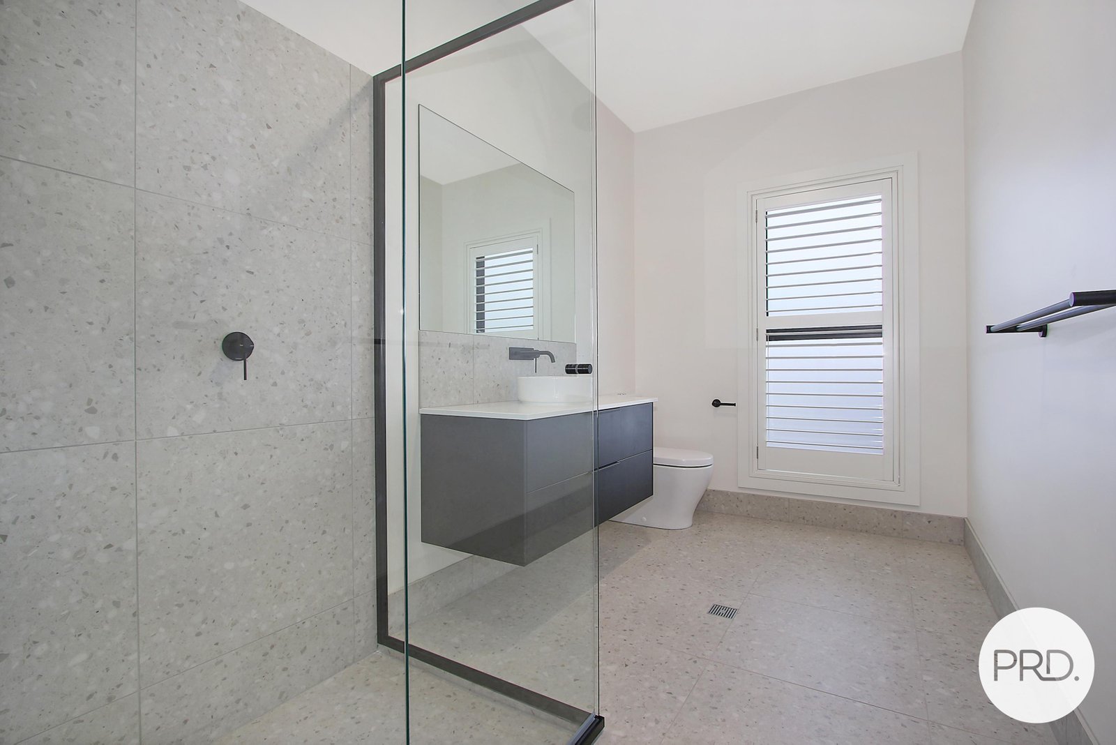 6 Sadie Lane SOUTH ALBURY 8