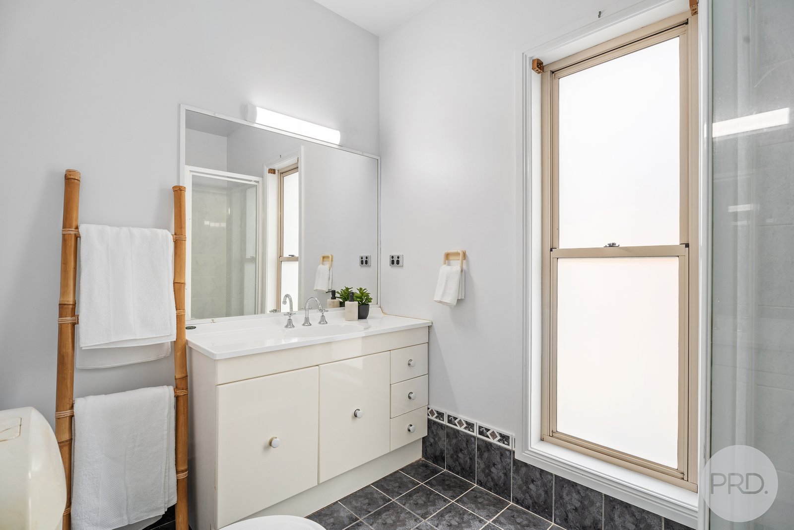 6 Sailfish Street CORLETTE 13