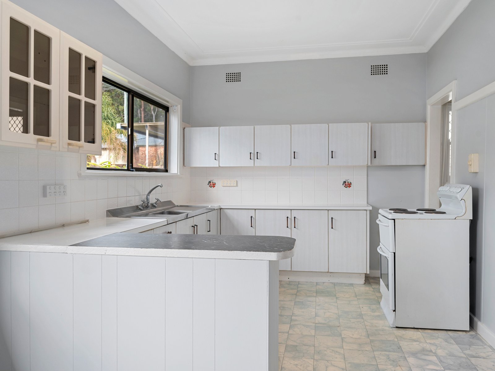 6 Salamander Street COFFS HARBOUR 7