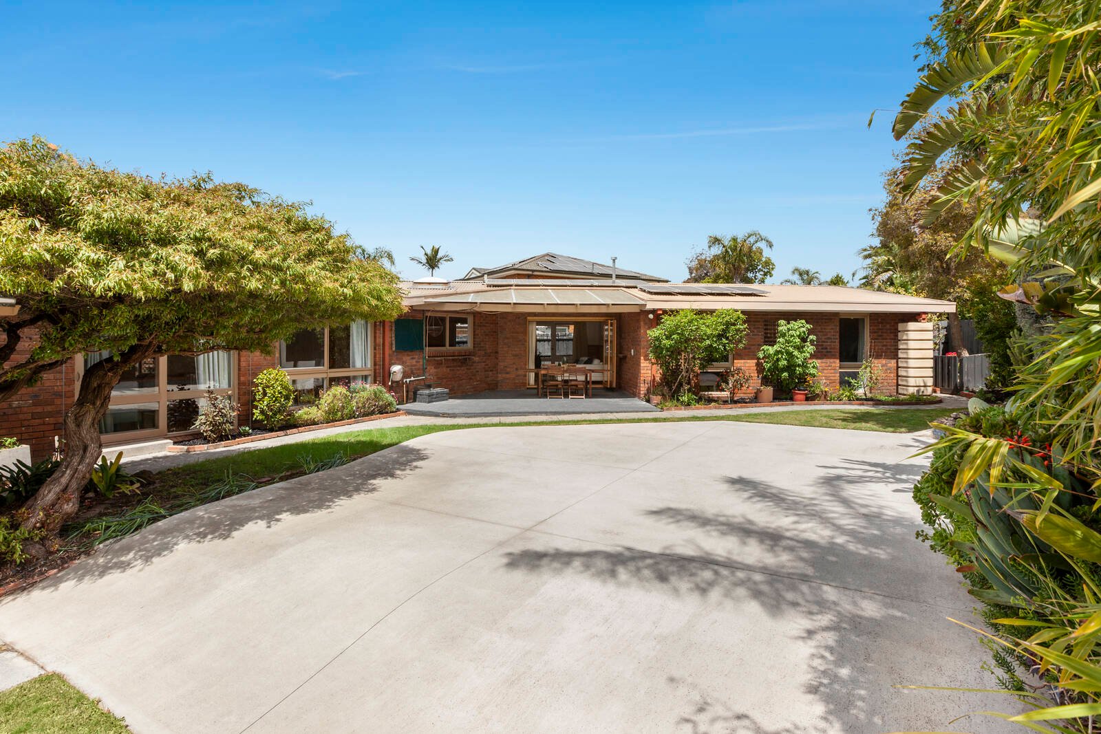 Gallery: 6 Samuel Close