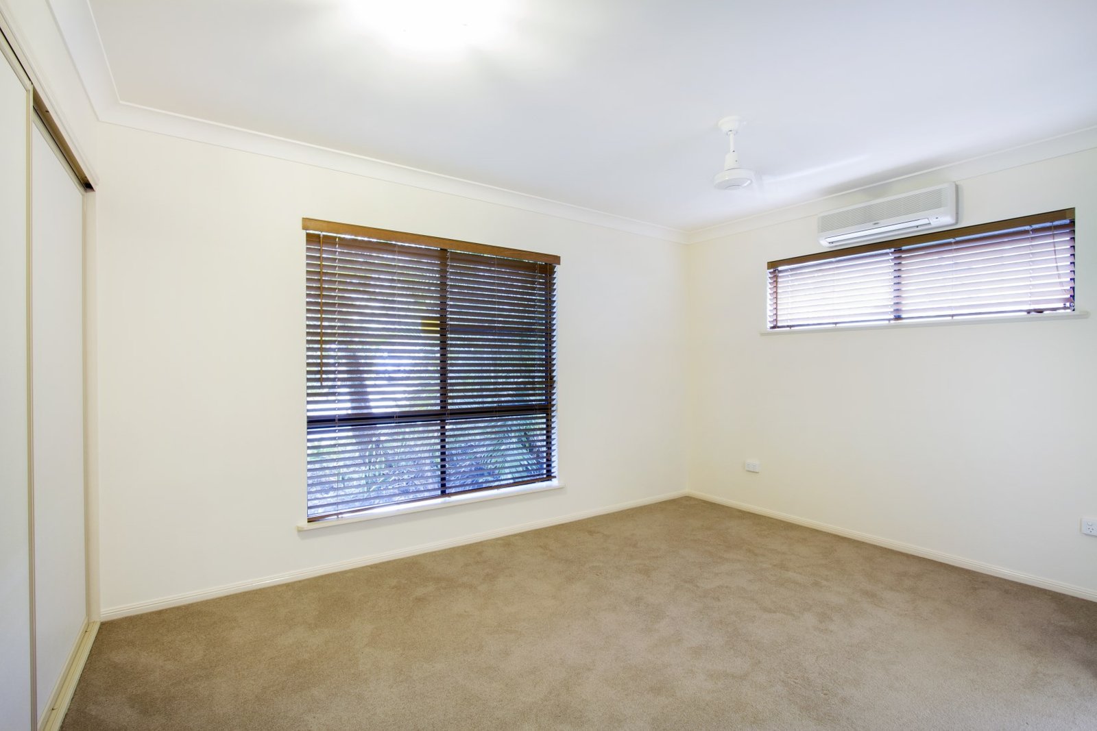 6 Sanctuary Ave  JUBILEE POCKET 11