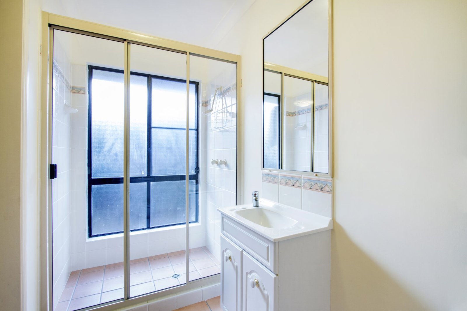 6 Sanctuary Ave  JUBILEE POCKET 13