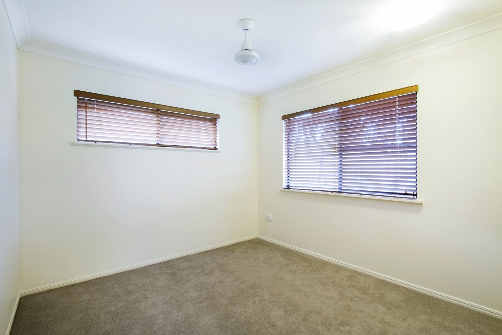 6 Sanctuary Ave  JUBILEE POCKET 14