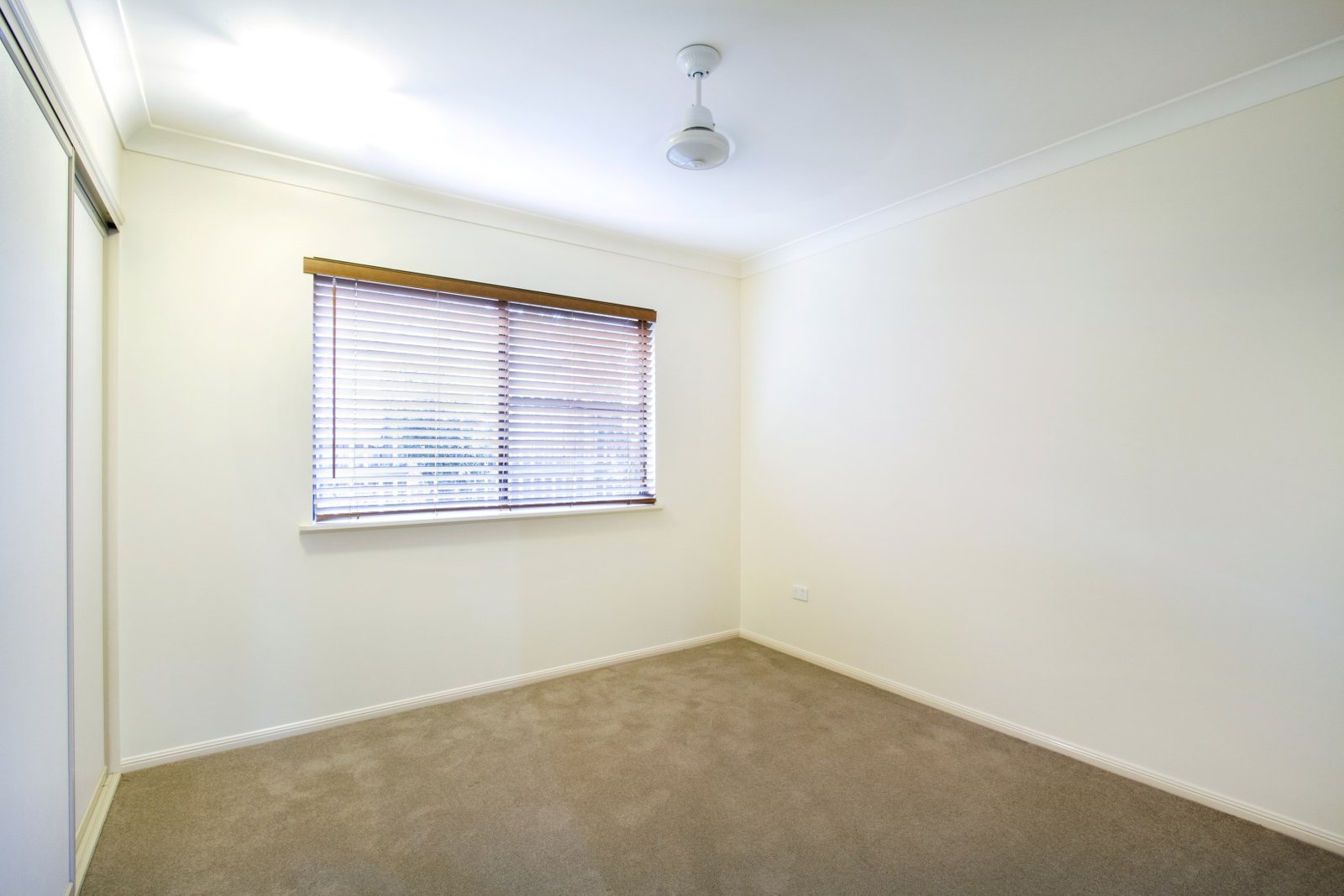 6 Sanctuary Ave  JUBILEE POCKET 15