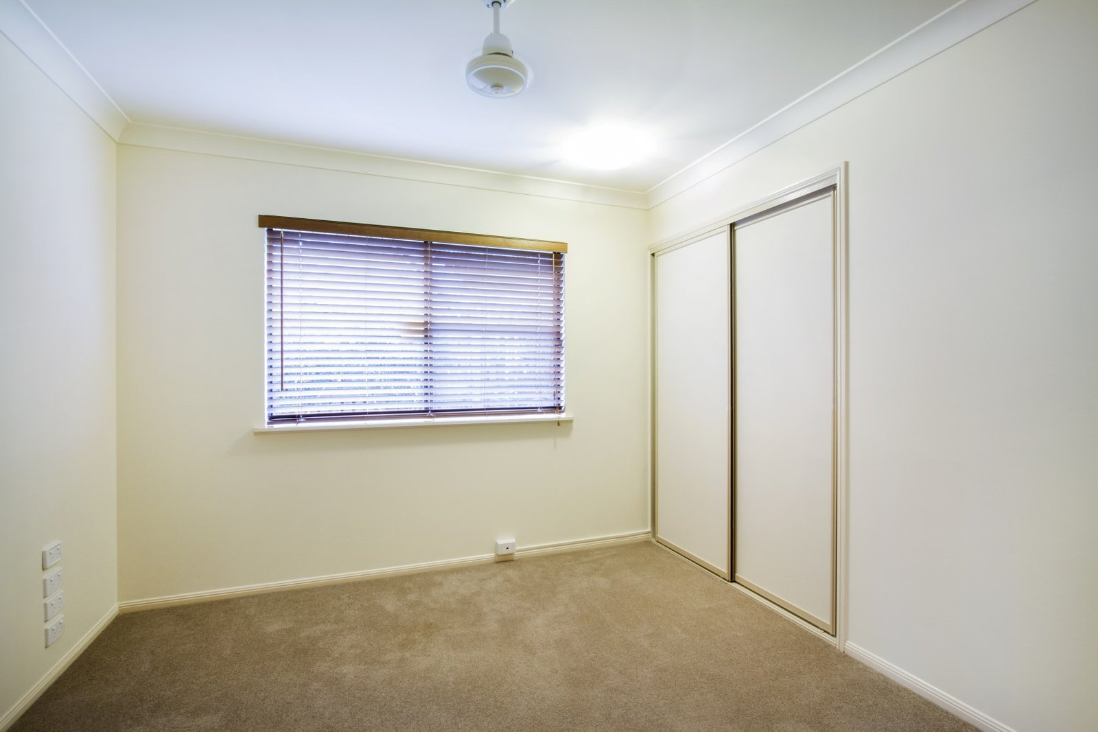 6 Sanctuary Ave  JUBILEE POCKET 16