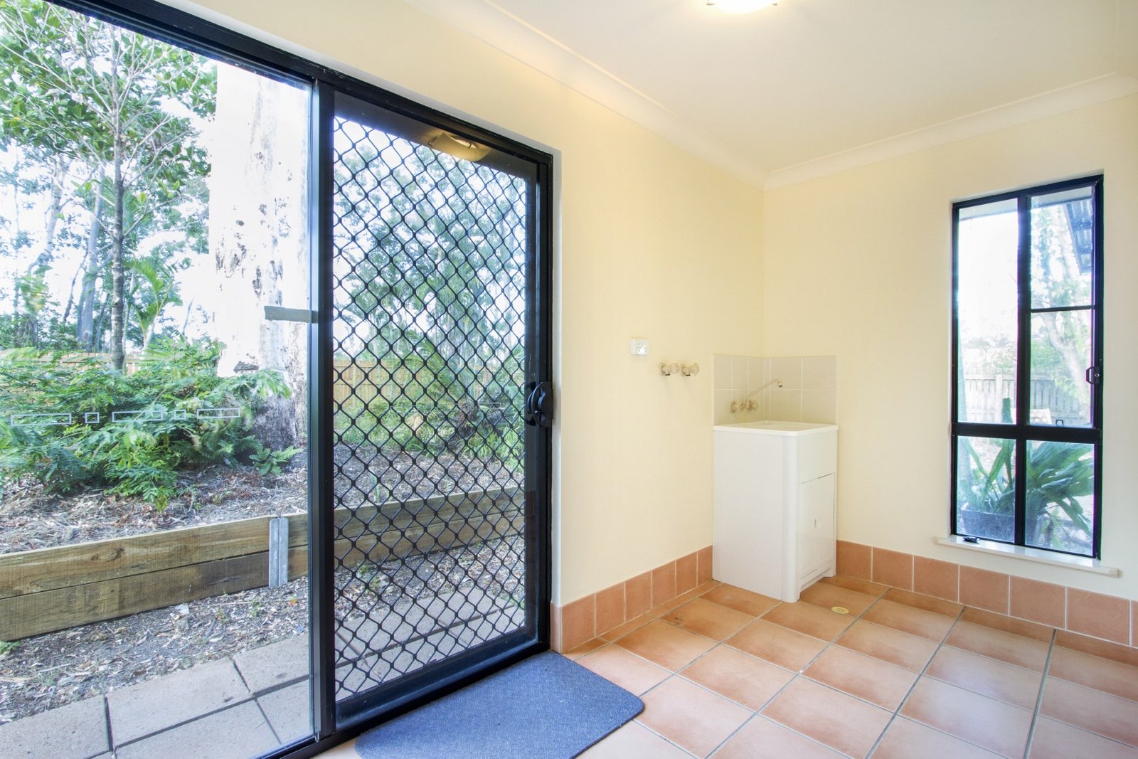 6 Sanctuary Ave  JUBILEE POCKET 19