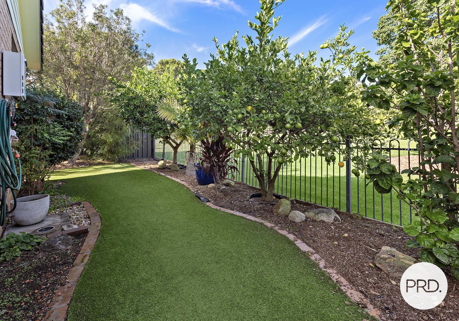 6 Sanderson Road KANAHOOKA 10