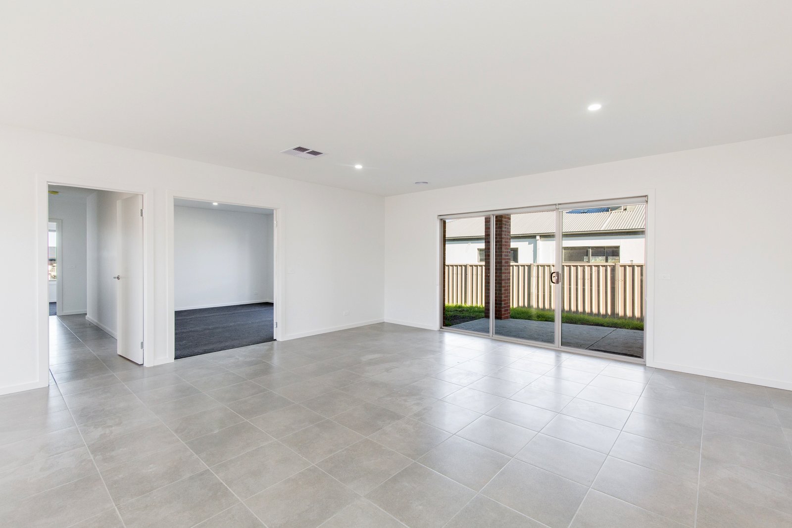 Gallery: 6 Sandpiper Avenue