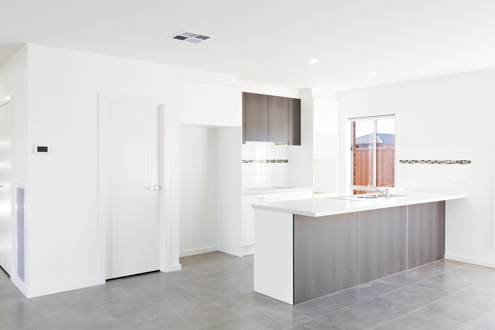 Gallery: 6 Sandpiper Avenue