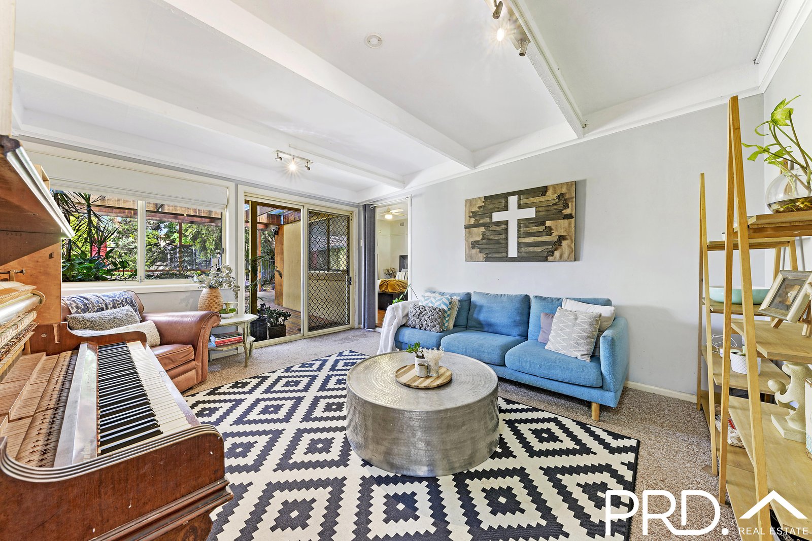 6 Sandra Avenue PANANIA 5