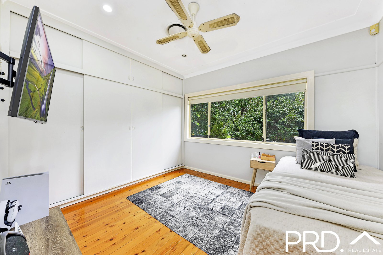 6 Sandra Avenue PANANIA 8