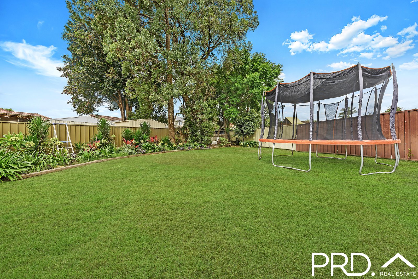 6 Sandra Avenue PANANIA 10