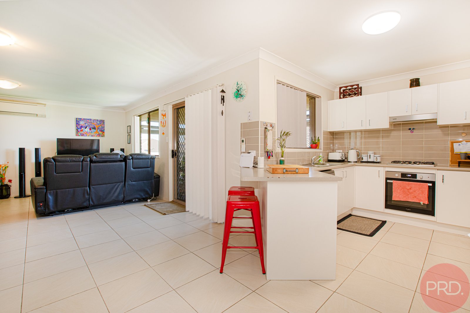 6 Sapphire Drive RUTHERFORD 5