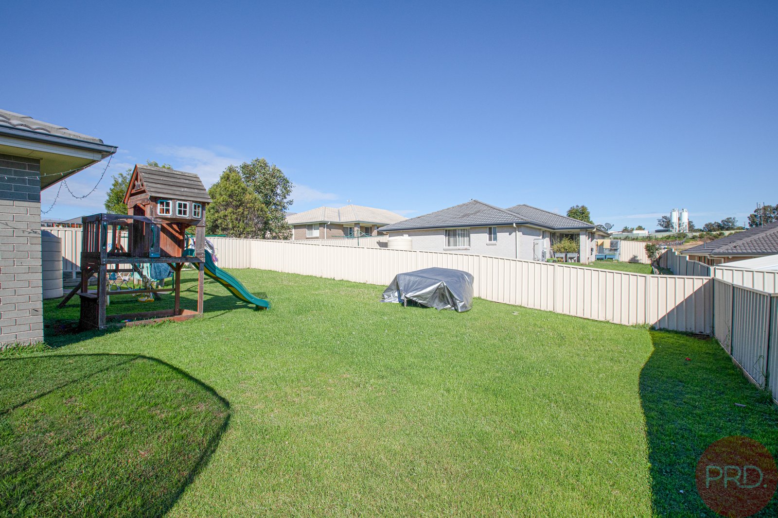 6 Sapphire Drive RUTHERFORD 16