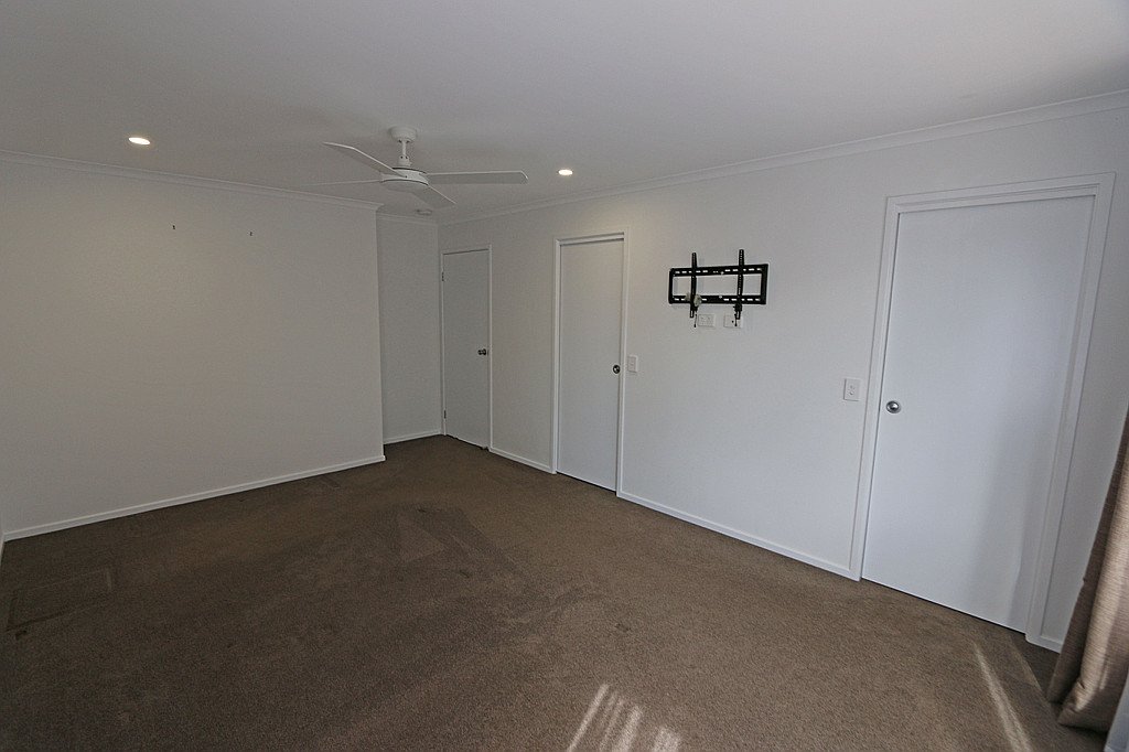 6 Sara Street ASHMORE 9