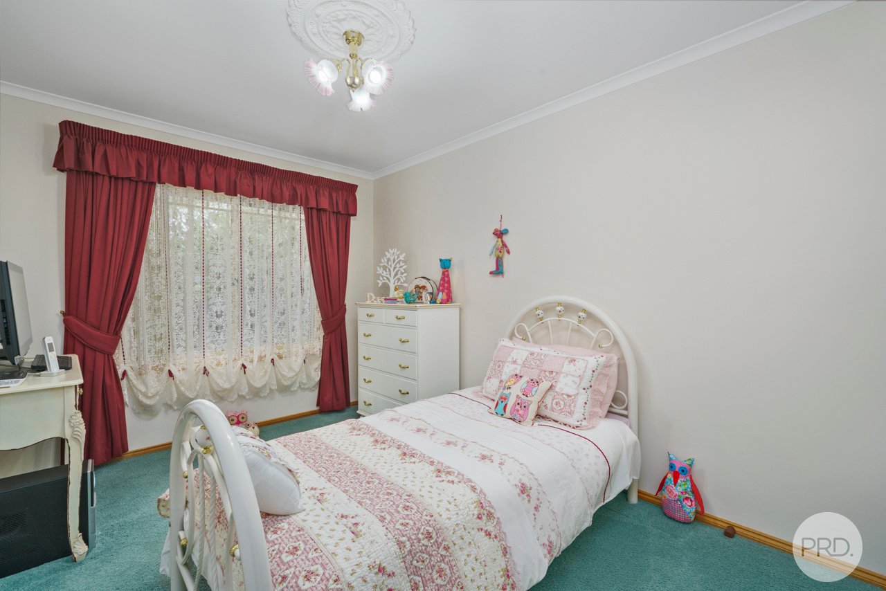 6 Savoy Place HOWRAH 9