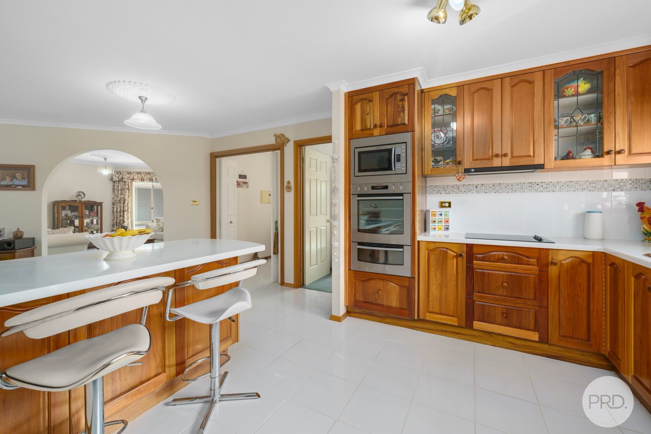 6 Savoy Place HOWRAH 22