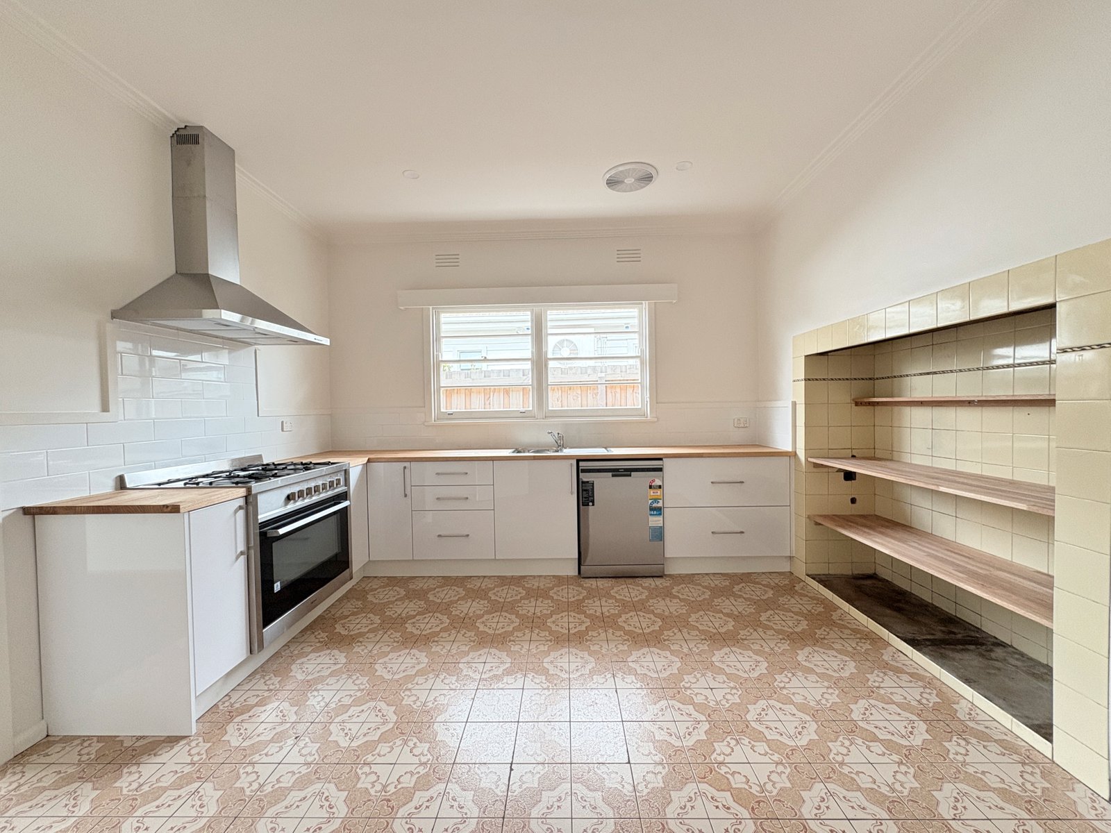 Gallery: 6 Scarlett Street