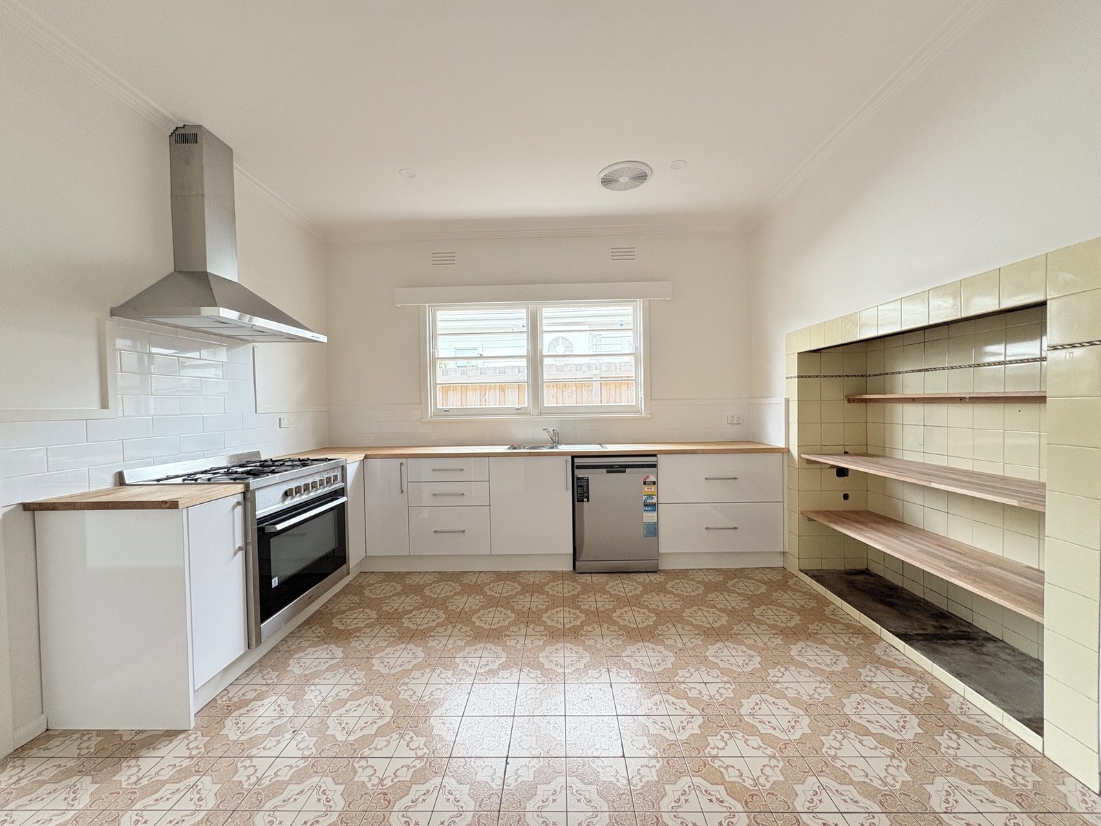 Gallery: 6 Scarlett Street