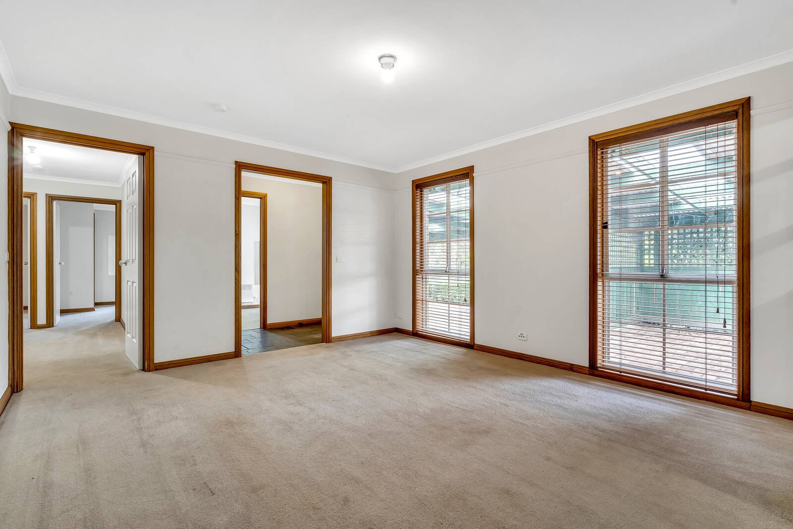 Real Estate and Property in 6 Scenic Court, Gisborne, VIC