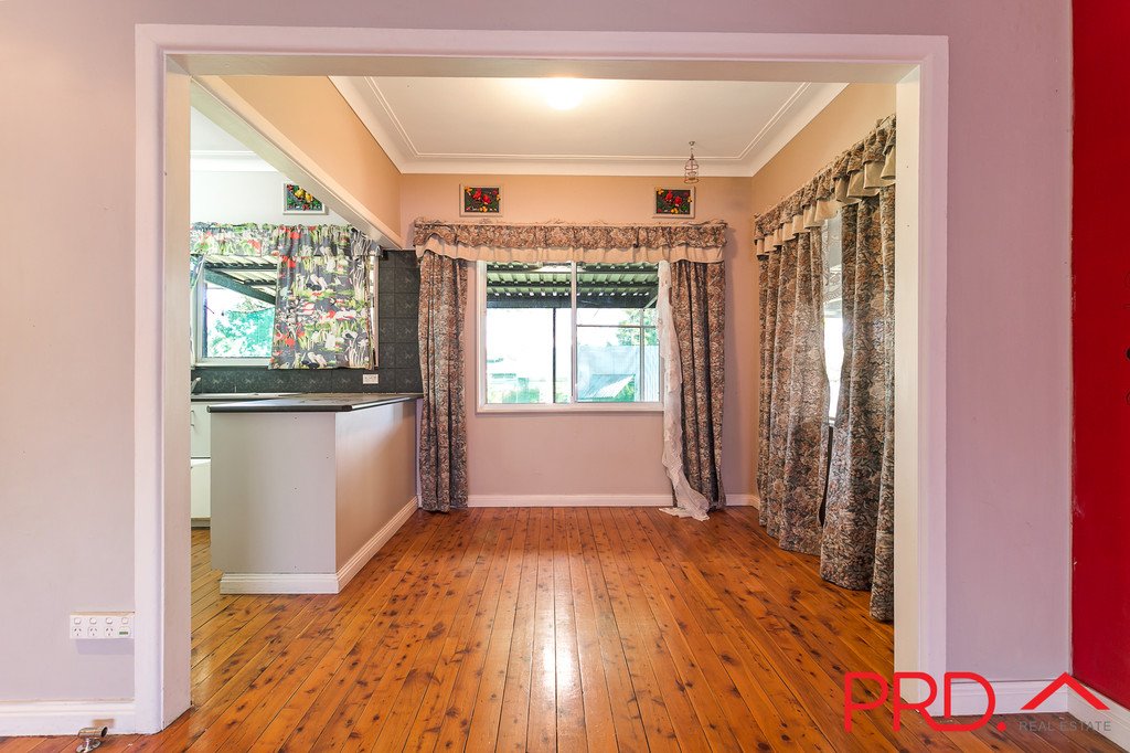 6 Scott Road TAMWORTH 6