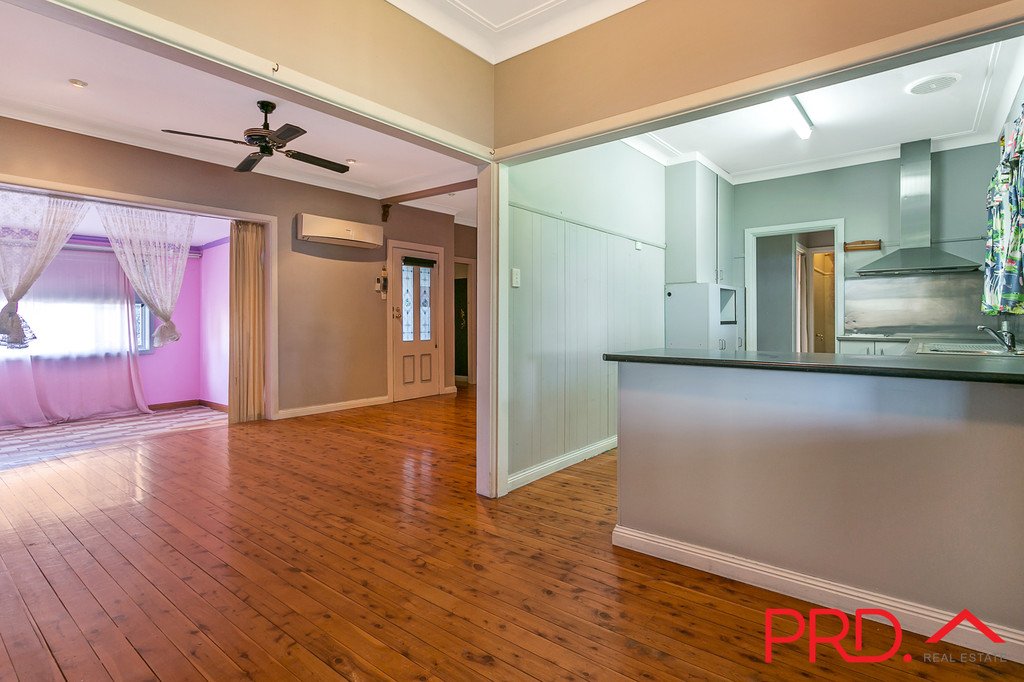6 Scott Road TAMWORTH 7