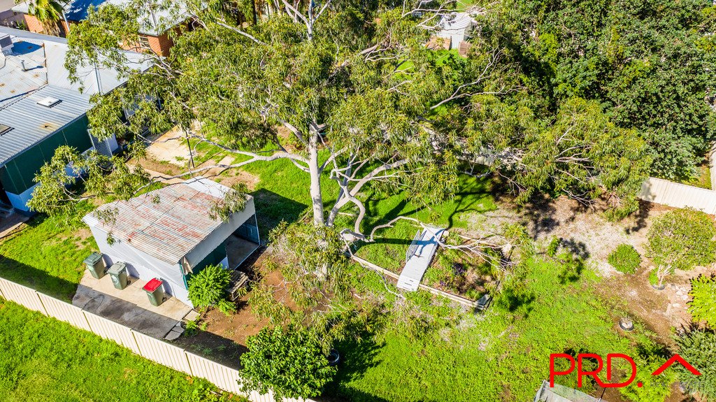 6 Scott Road TAMWORTH 17