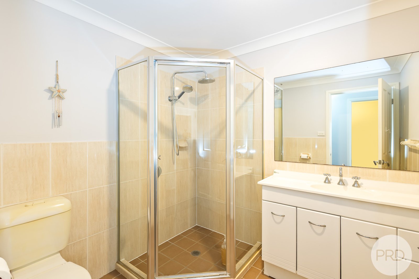 6 Seagrass Circuit CORLETTE 10