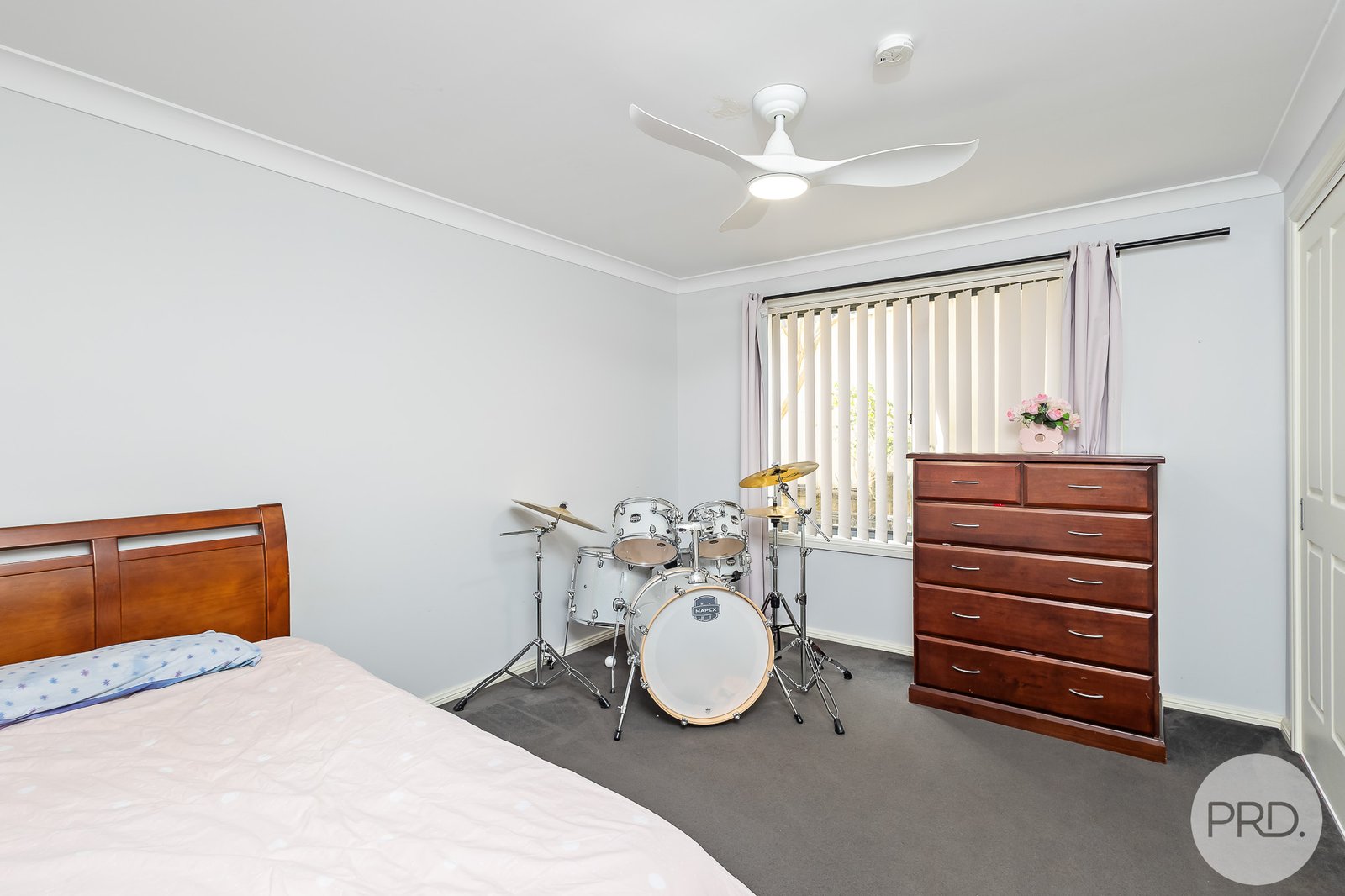 6 Seagrass Circuit CORLETTE 14