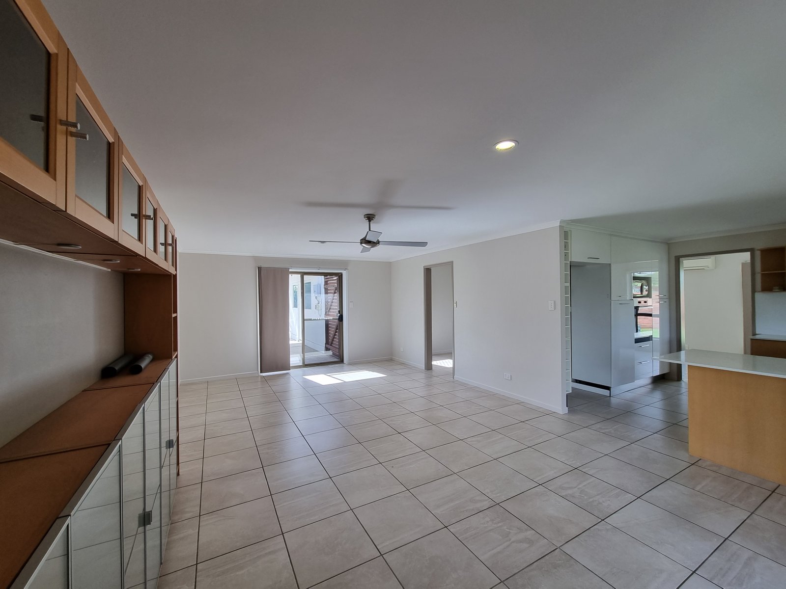 6 SEAL Street BOYNE ISLAND 7