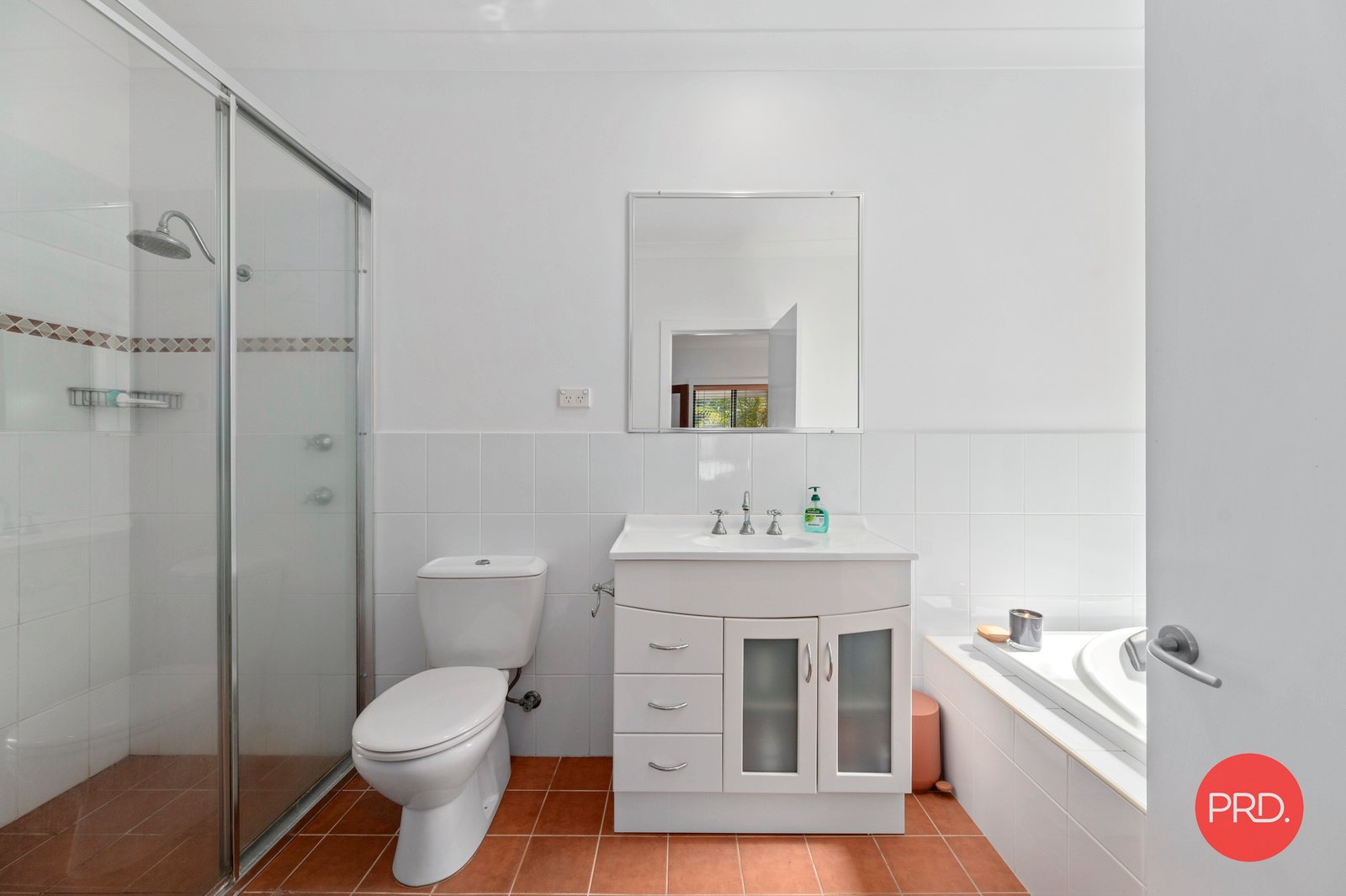 6 Seaside Close KORORA 11