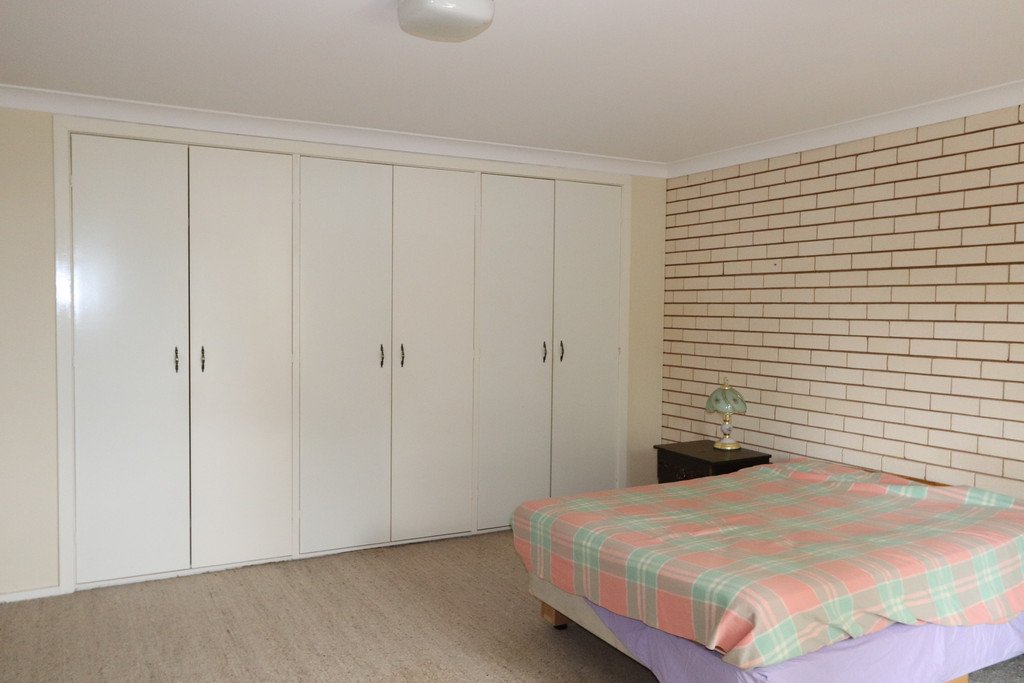 6 Selwyn Street TUMBARUMBA 9